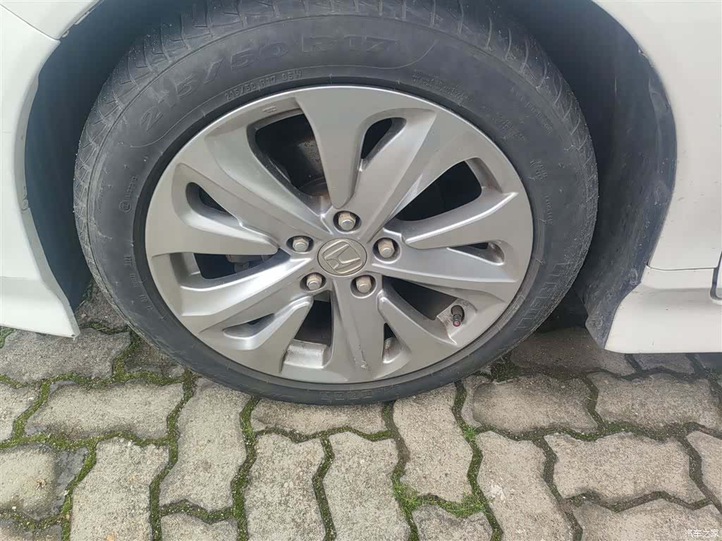 Honda Jade, 2018 23