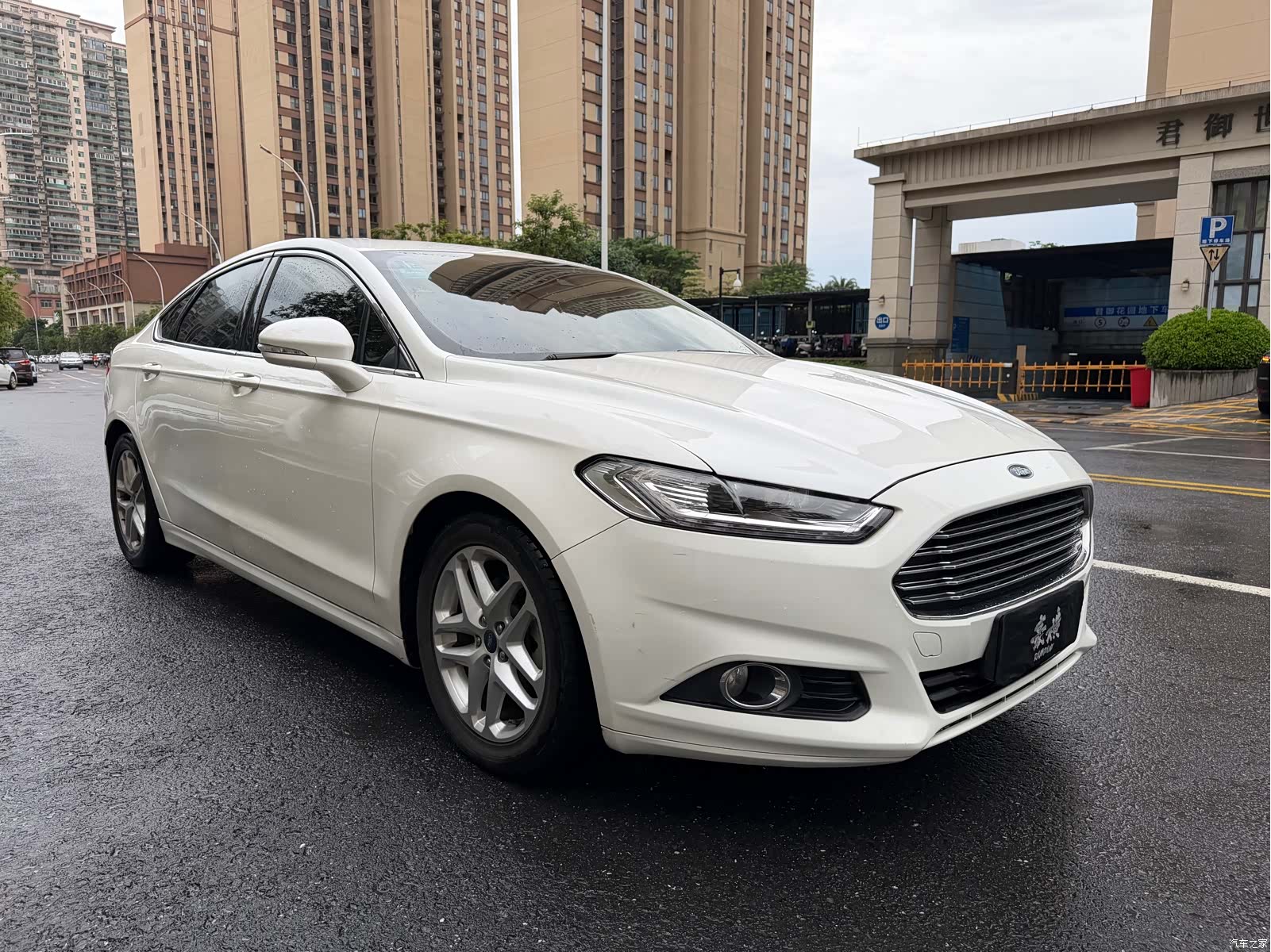 Ford Mondeo, 2015 3