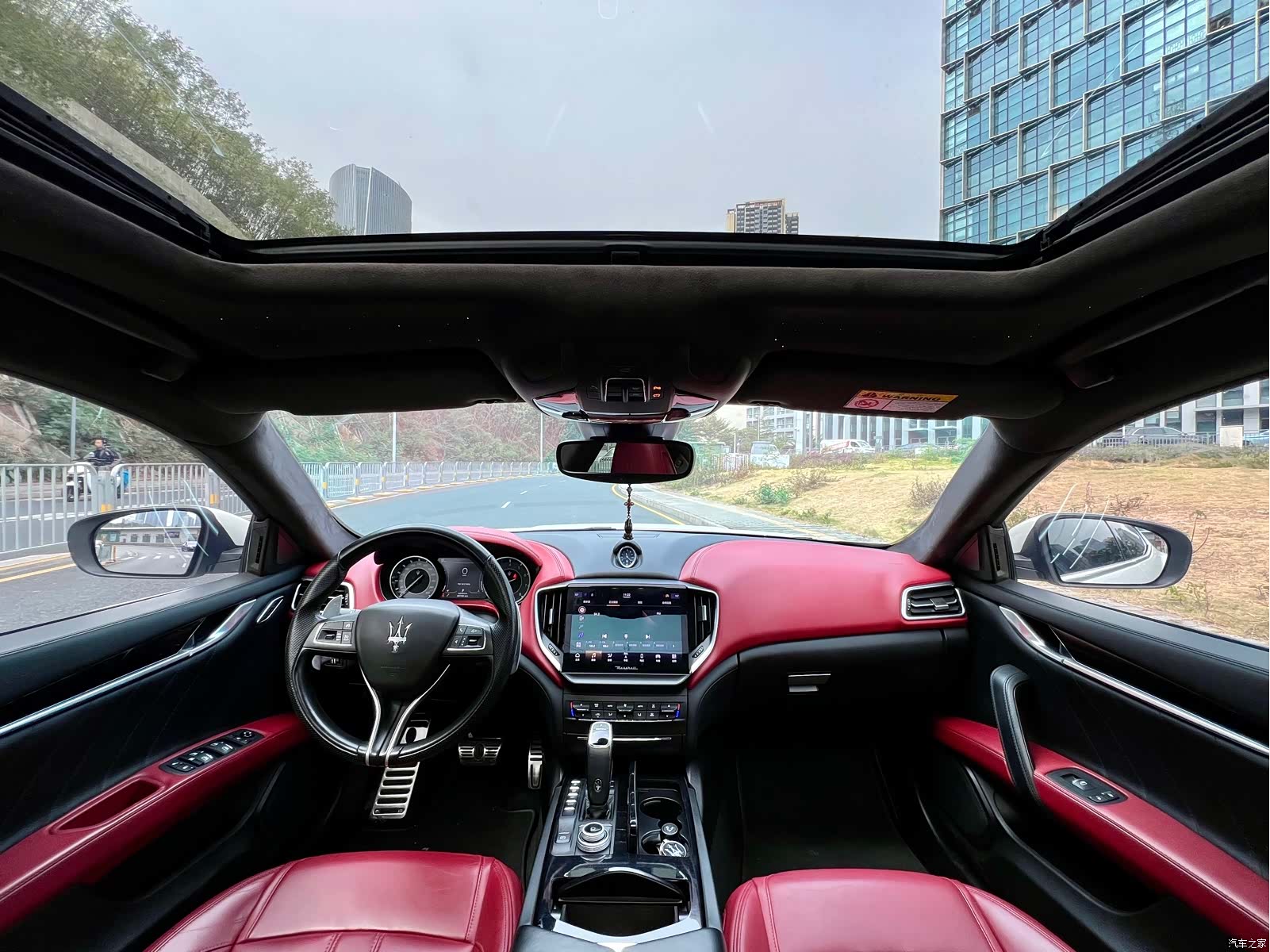 Maserati Ghibli, 2022 7