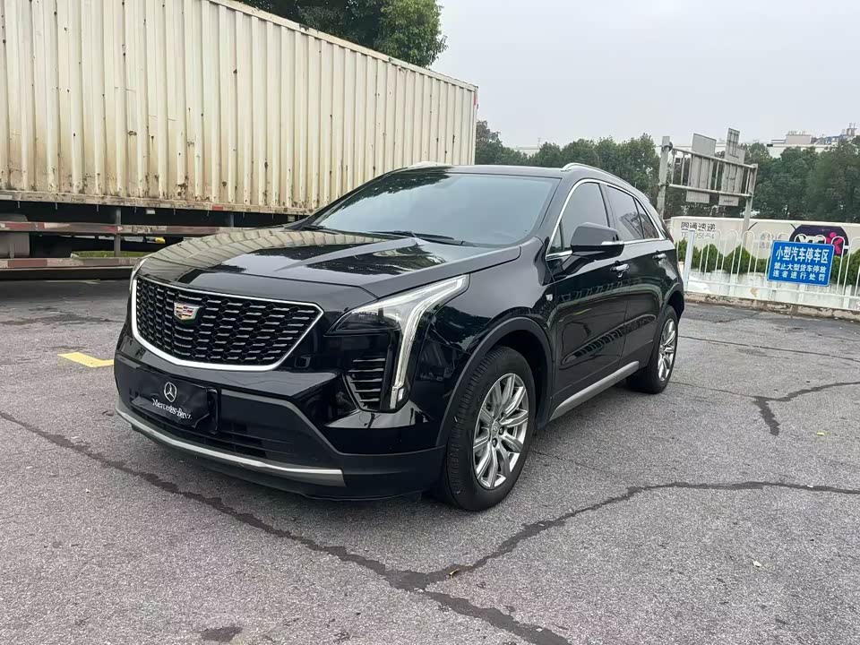 Cadillac XT4