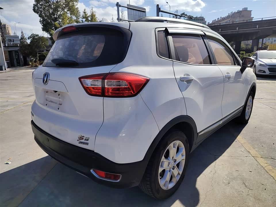 Changan CS15