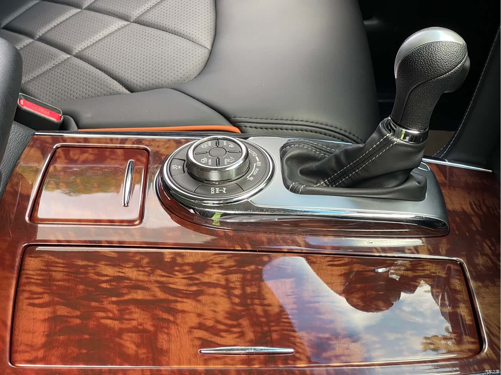 Nissan Patrol, 2018 12
