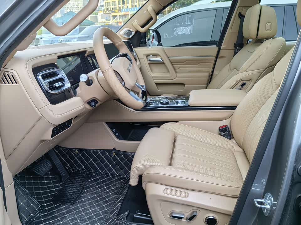 Beijing BJ60 Thunder