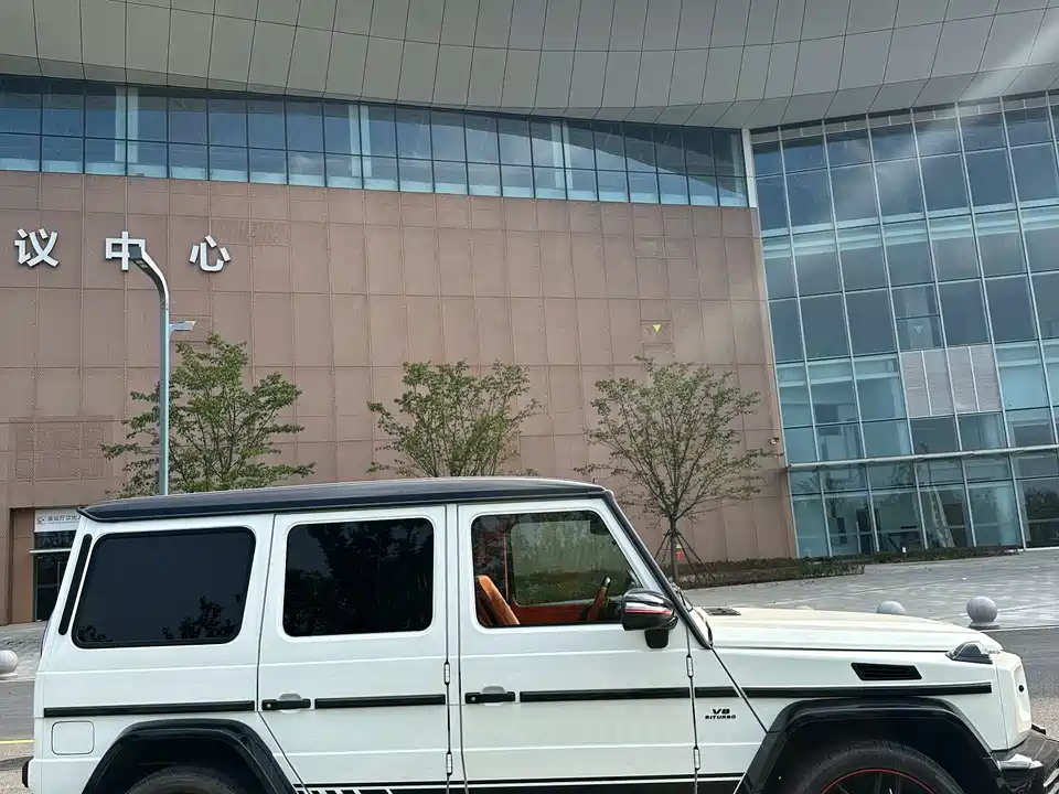 Mercedes-Benz G-class