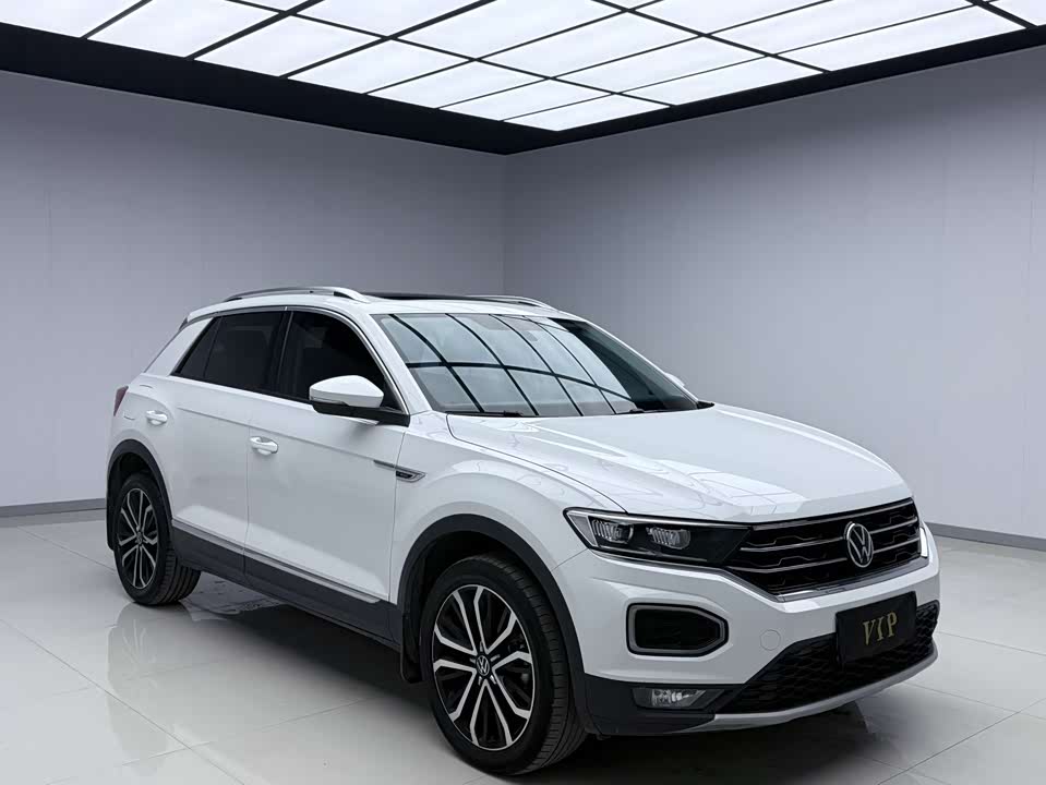 Volkswagen T-ROC exploring Songs