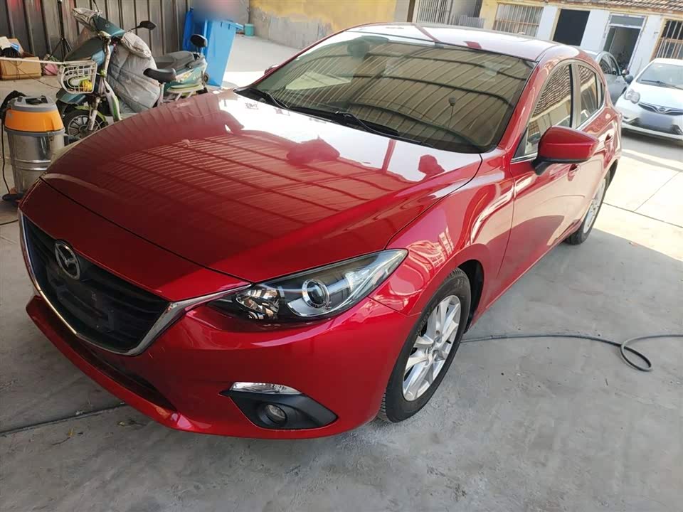 Mazda 3 Angkesaila