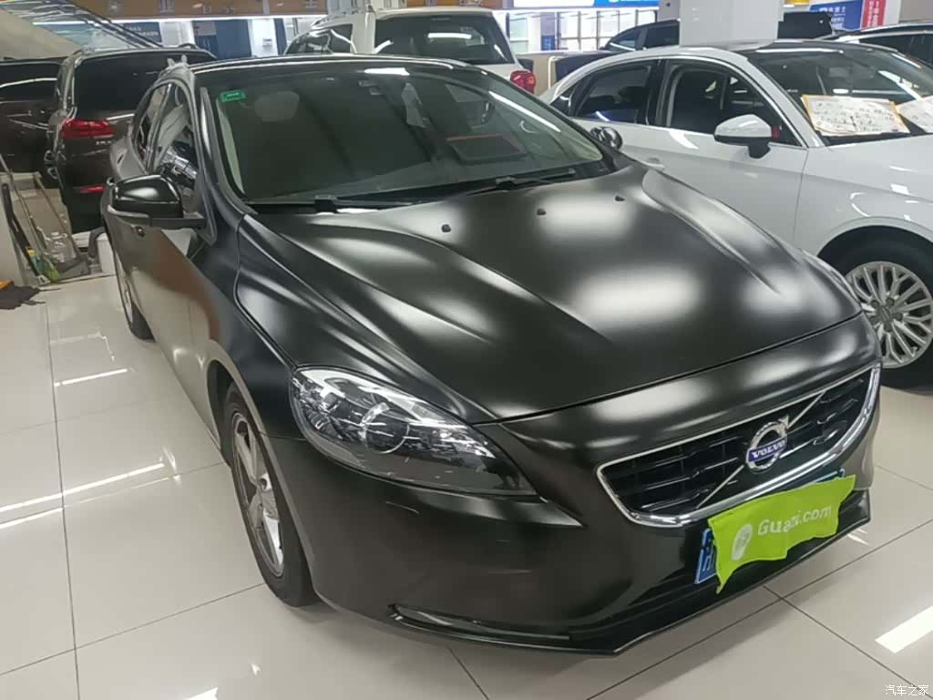 Volvo V40, 2016 4