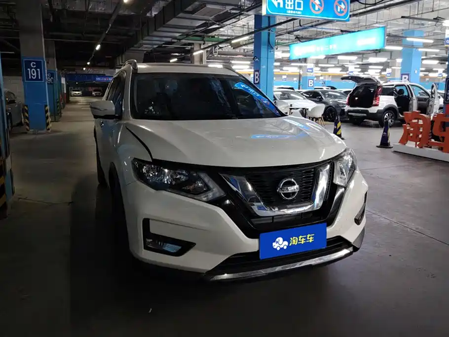 Nissan Qijun
