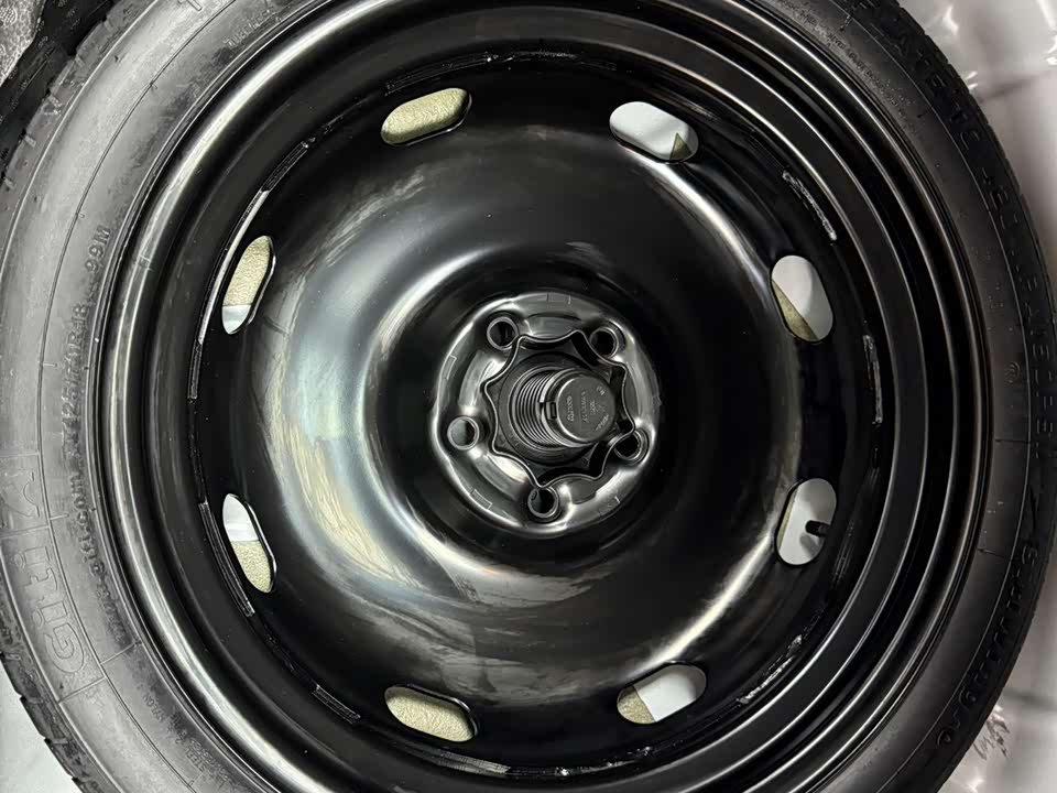 Volkswagen T-ROC exploring Songs