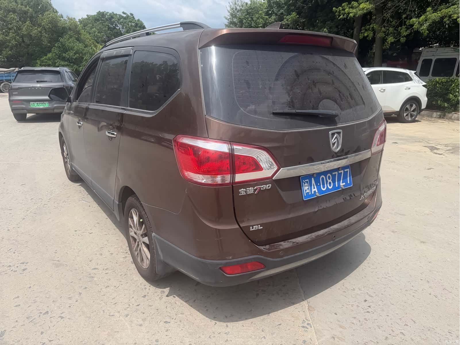 Wuling 730, 2015 20