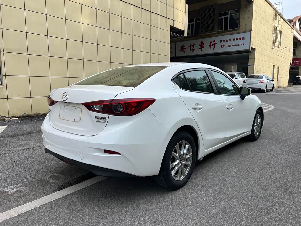 Mazda 3 Angkesaila Mazda 3 Angkesaila