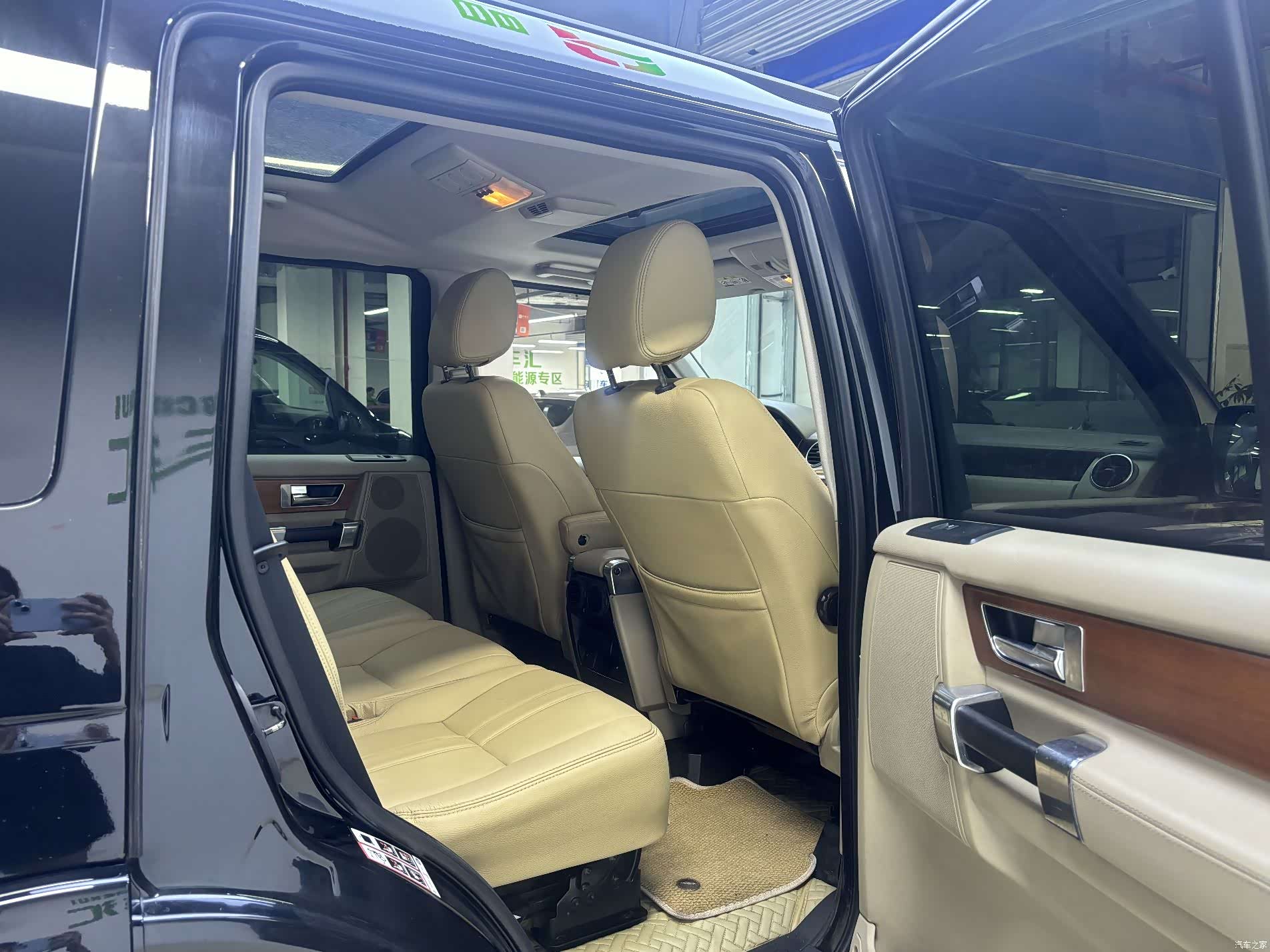 Land Rover Discovery, 2012 10
