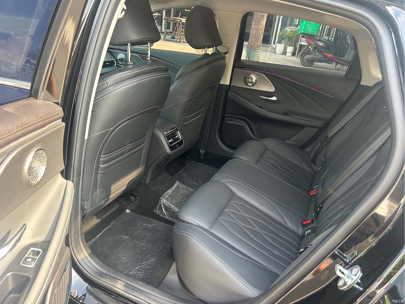 Chery Arrizo 8, 2024 все фото