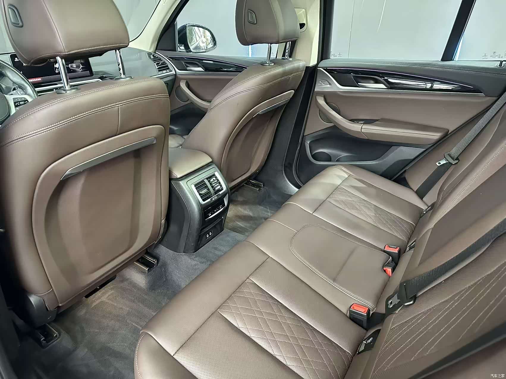 BMW X3, 2022 10