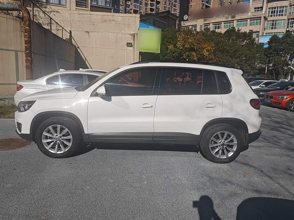 Volkswagen Tiguan