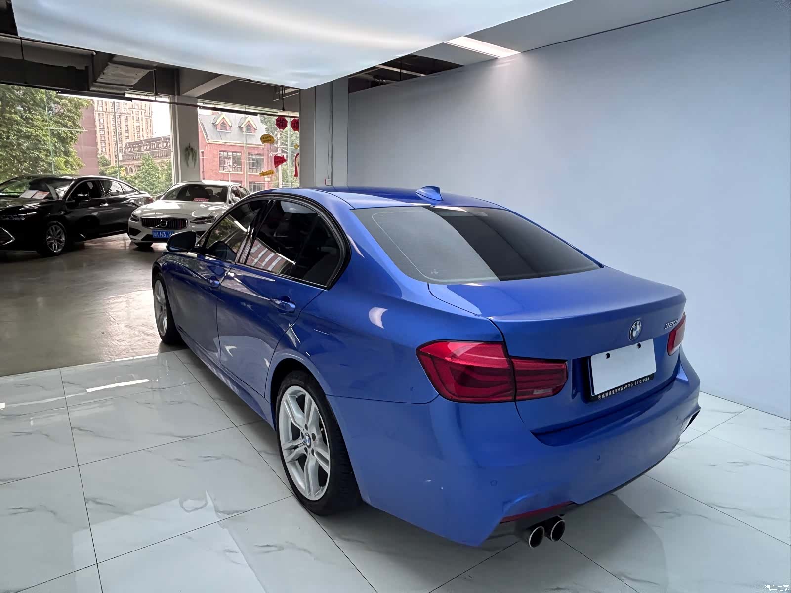 BMW 3 Series, 2018 все фото