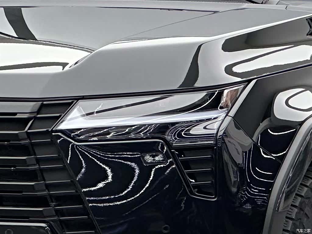 Lexus GX, 2025 3