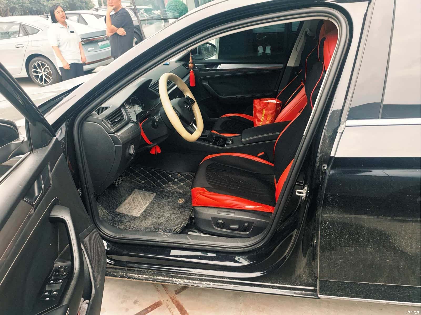 Skoda Superb, 2023 4