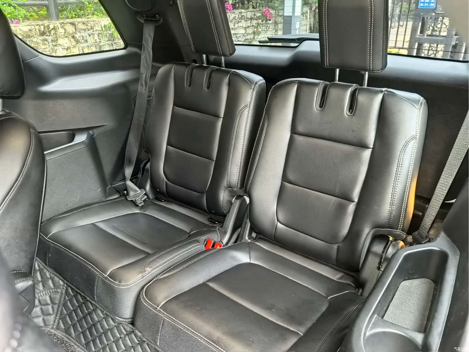 Ford Explorer, 2019 22