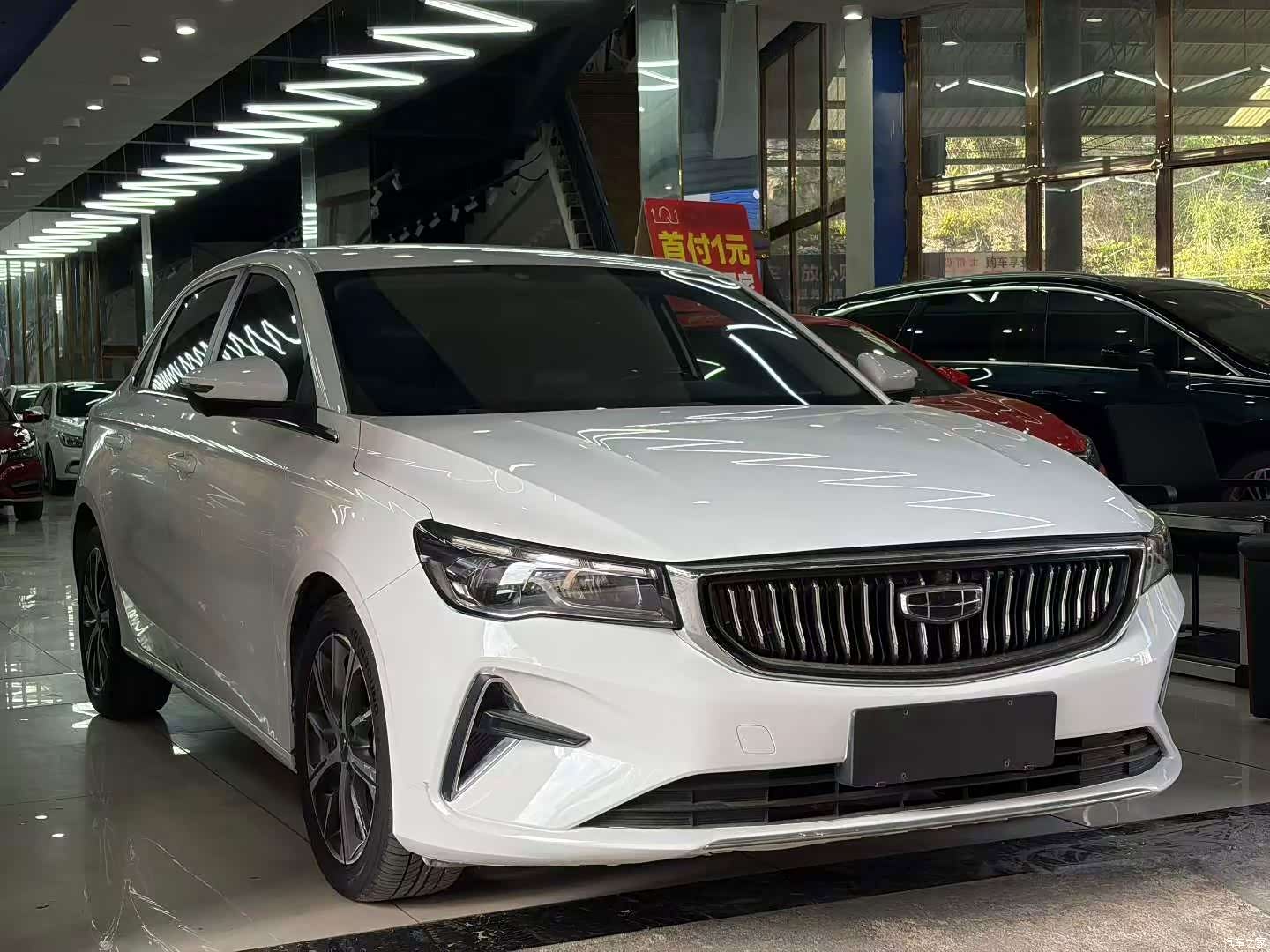 Geely Emgrand, 2022 3