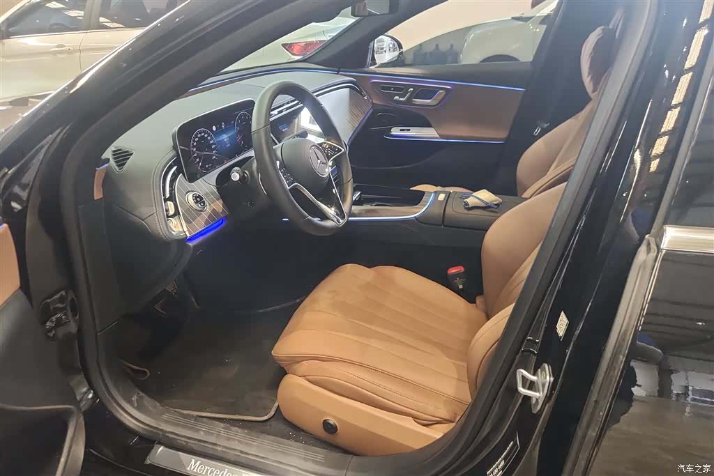 Mercedes-Benz E-Class, 2024 9