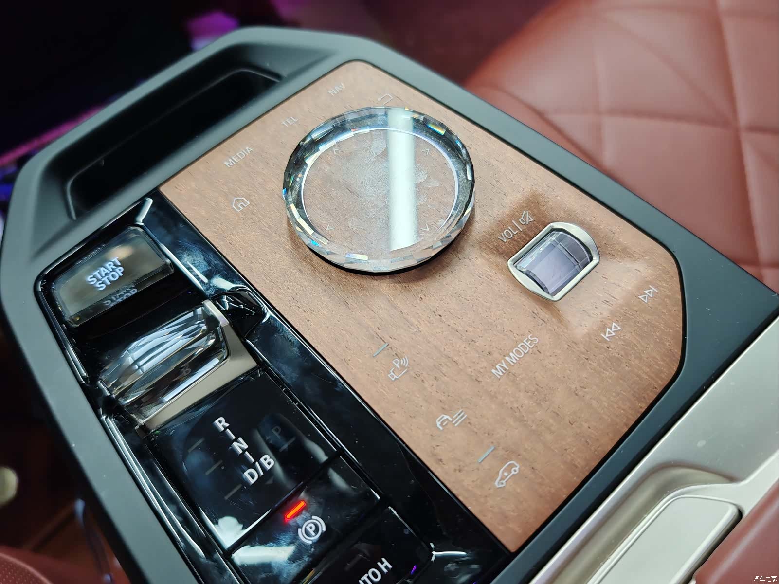 BMW iX, 2023 20