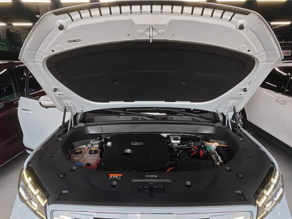 Geely Monjaro plug-in-hybrid