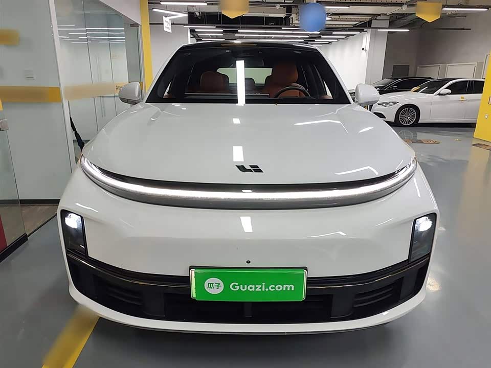 Li Auto Ideal L8