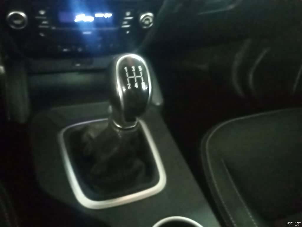 Geely X6, 2017 14