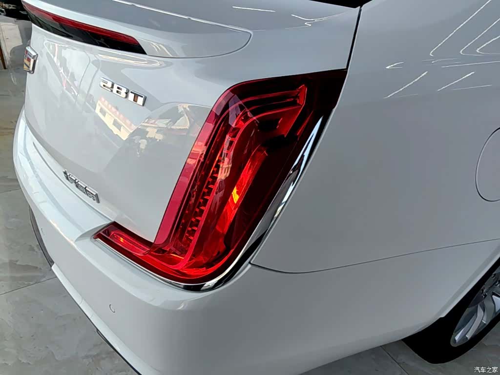 Cadillac XTS, 2018 8