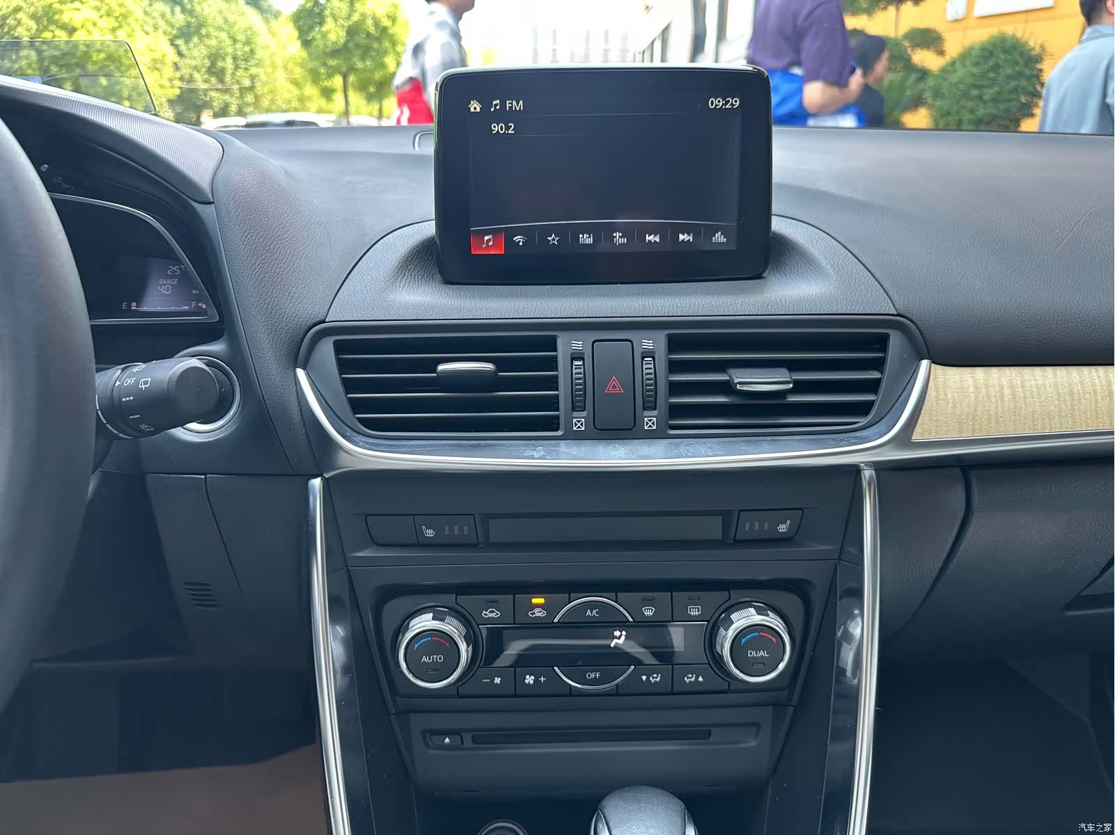 Mazda CX-4, 2016 12