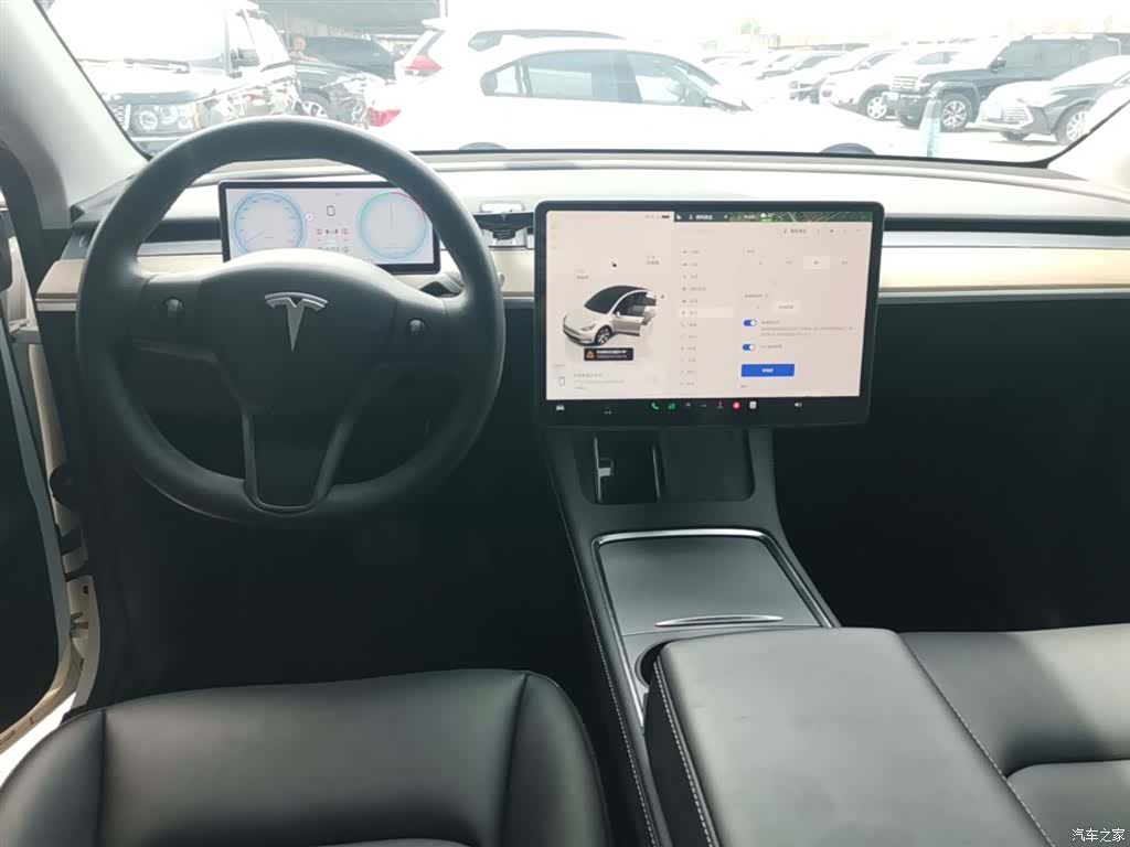 Tesla Model Y, 2022 10