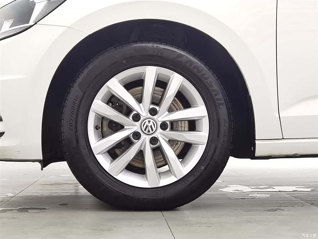 Volkswagen L, 2016 17