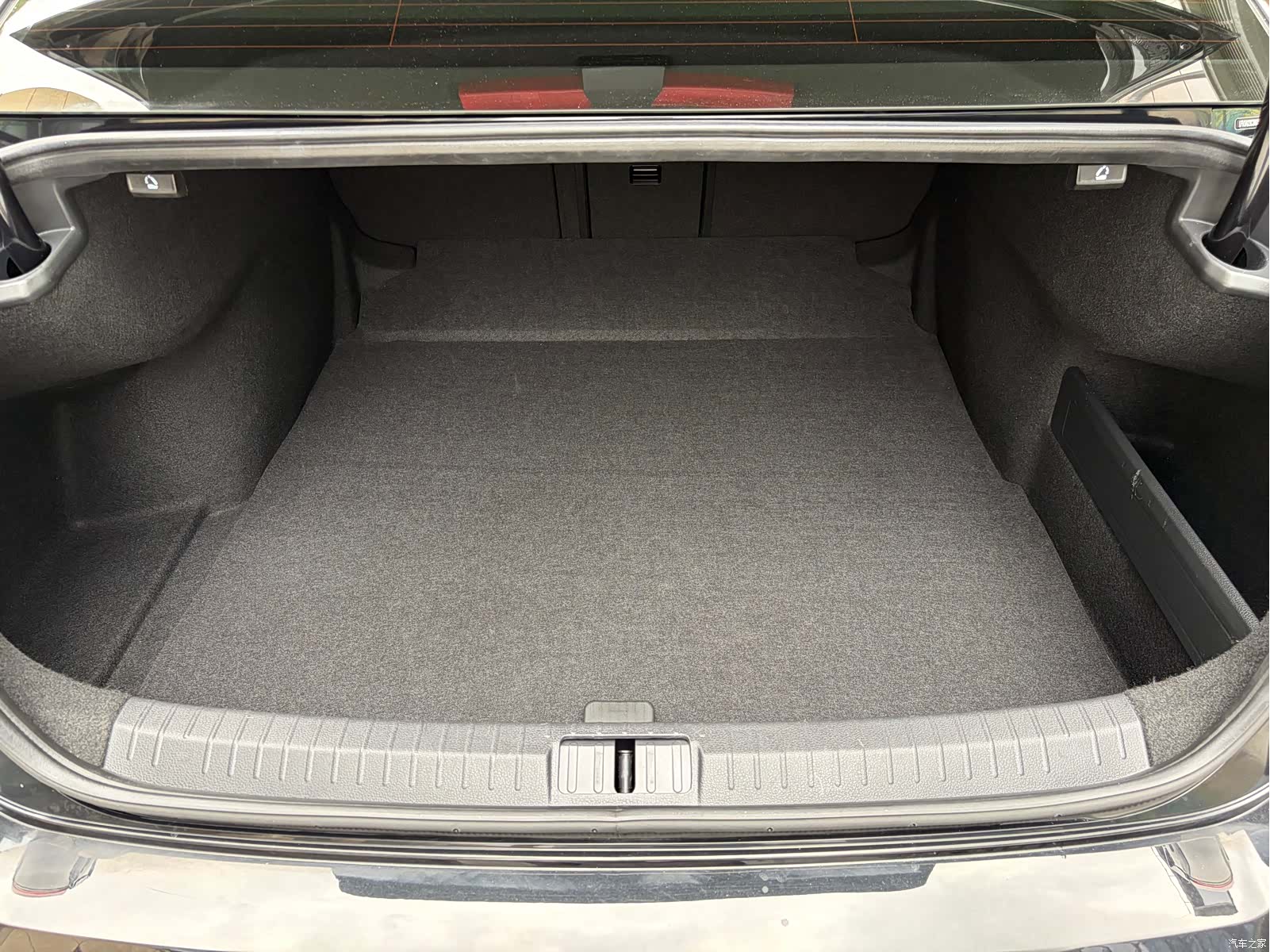 Volkswagen Magotan, 2022 11