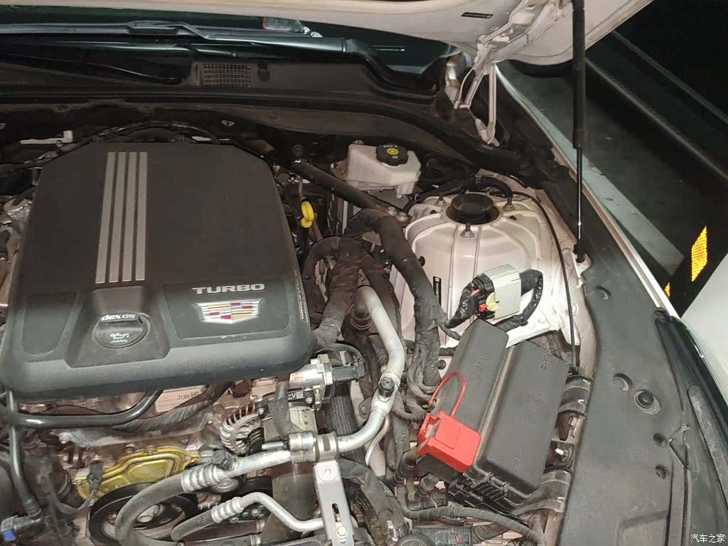 Cadillac CT5, 2022 22