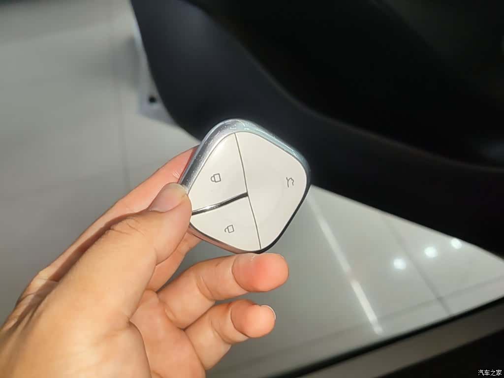 Wuling 360, 2024 9