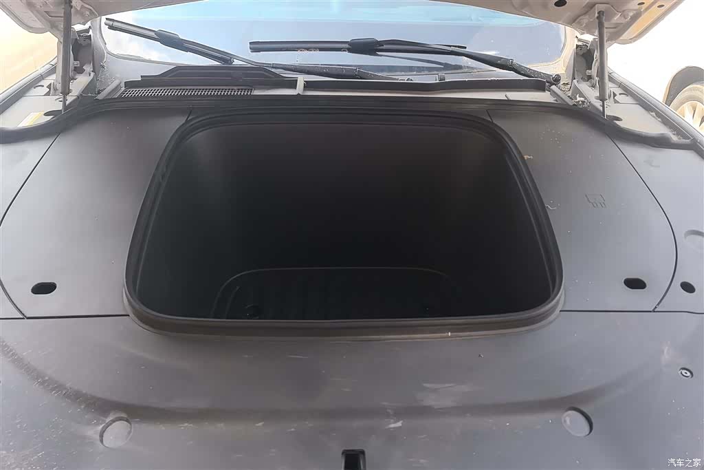AITO M5, 2025 10