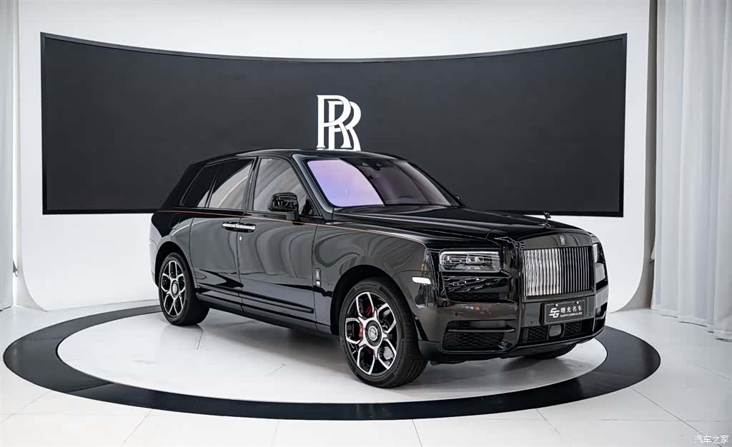 Rolls-Royce Cullinan, 2022 3