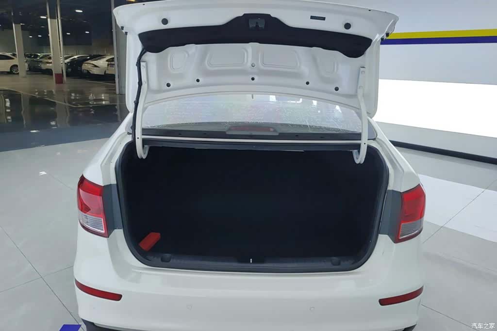 Kia K2, 2016 4