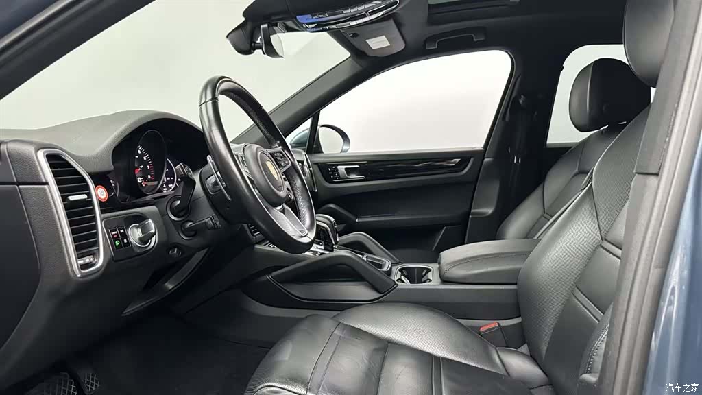 Porsche Cayenne, 2018 10