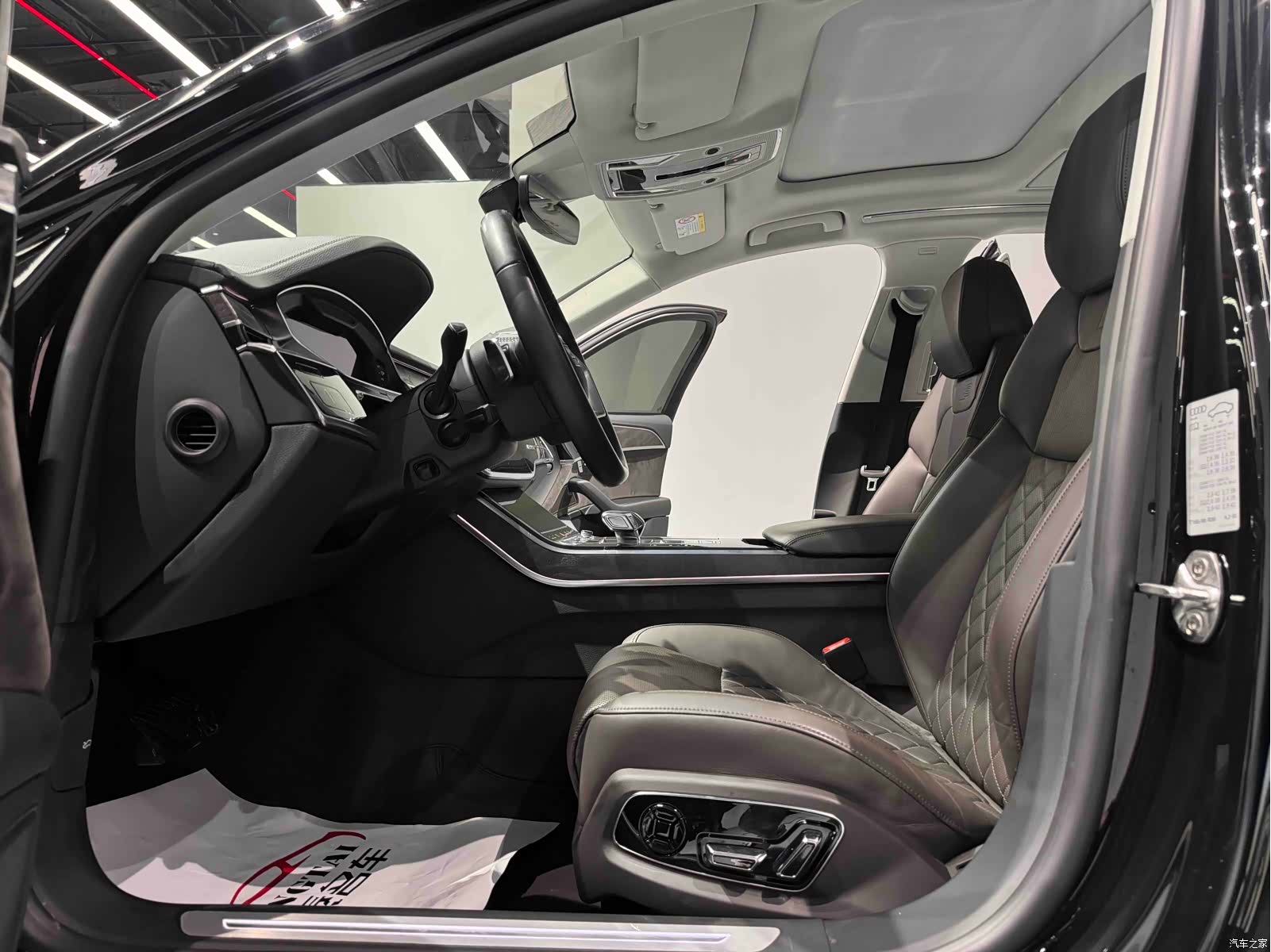 Audi A8L, 2022 все фото