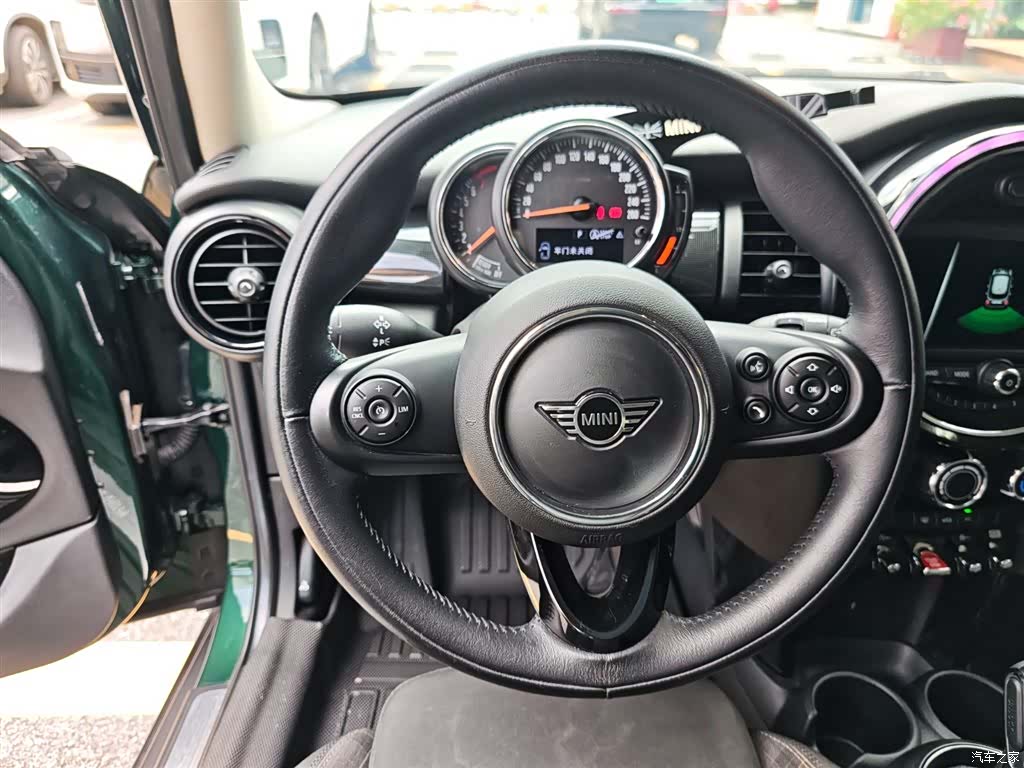 Mini Cooper, 2019 13