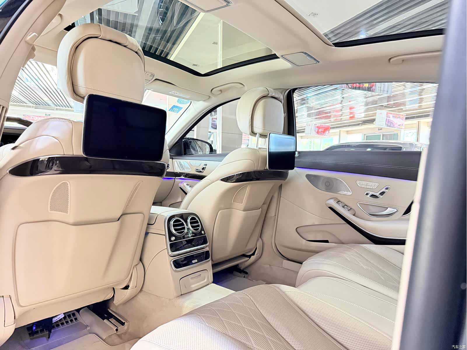 Maybach S-Class, 2020 11