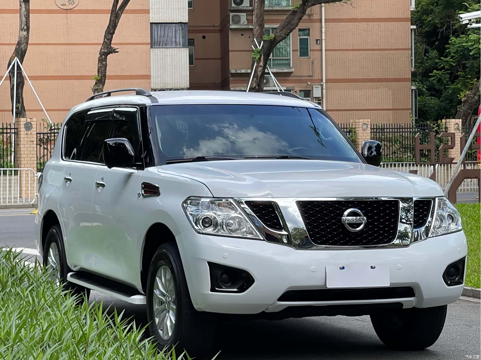 Nissan Patrol, 2018 3