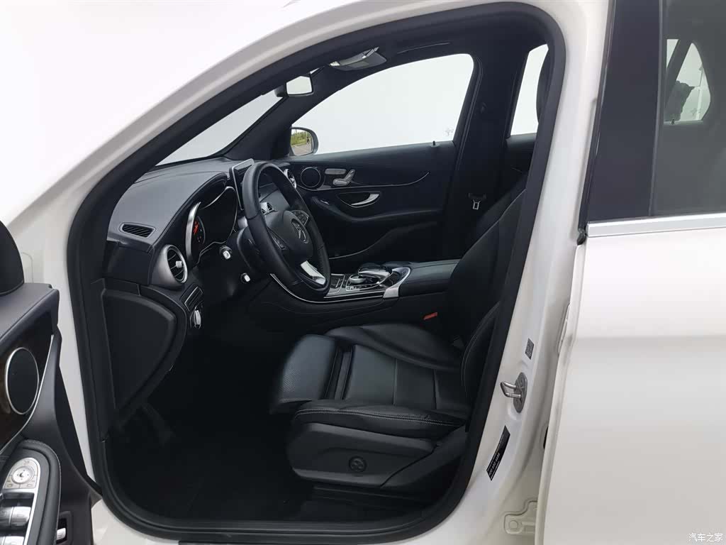 Mercedes-Benz GLC, 2017 10