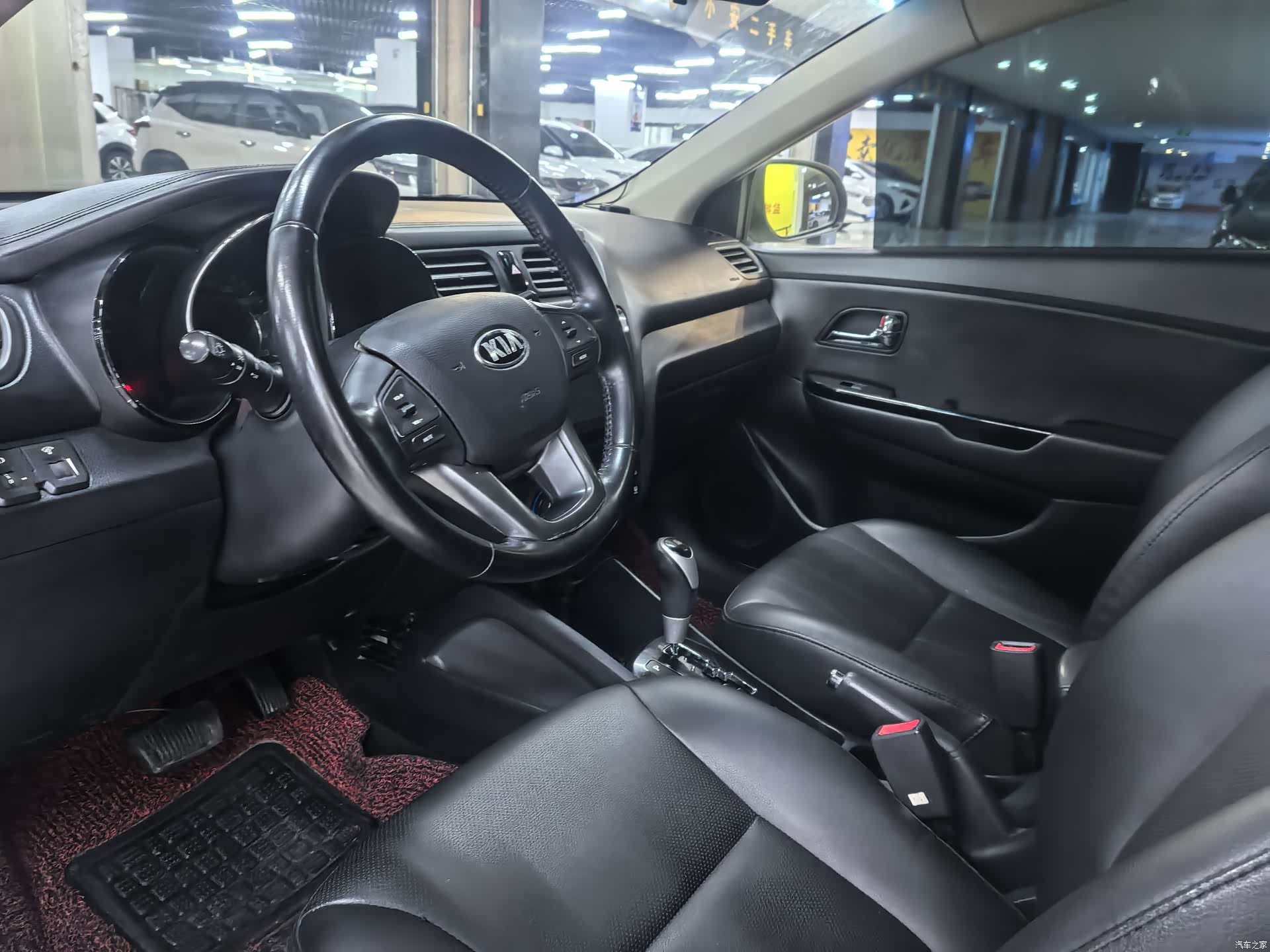 Kia K2, 2014 8