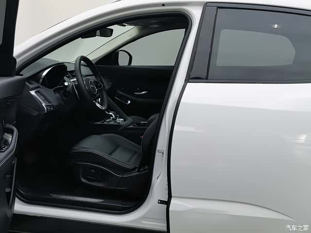 Land Rover E-PACE, 2024 все фото