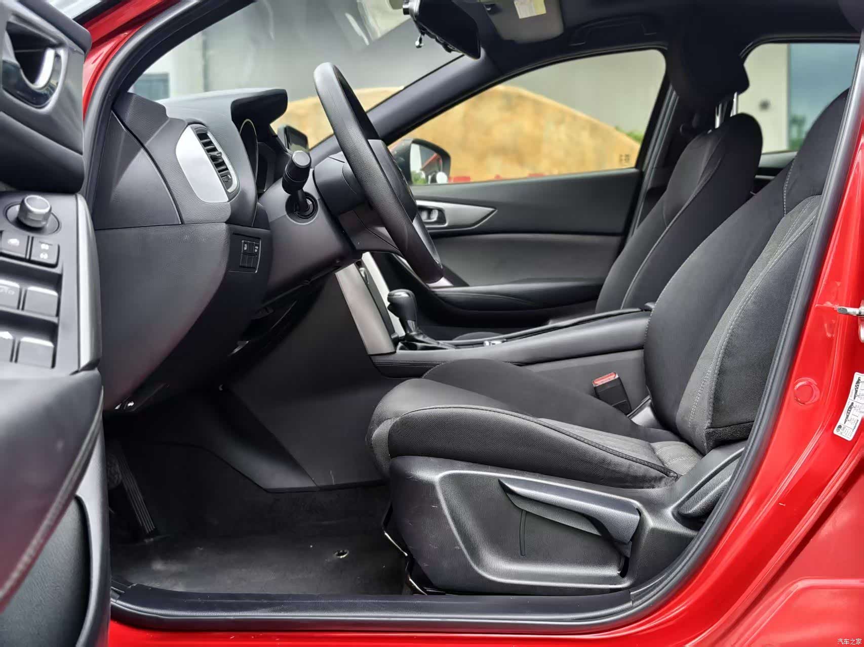 Mazda CX-4, 2018 9
