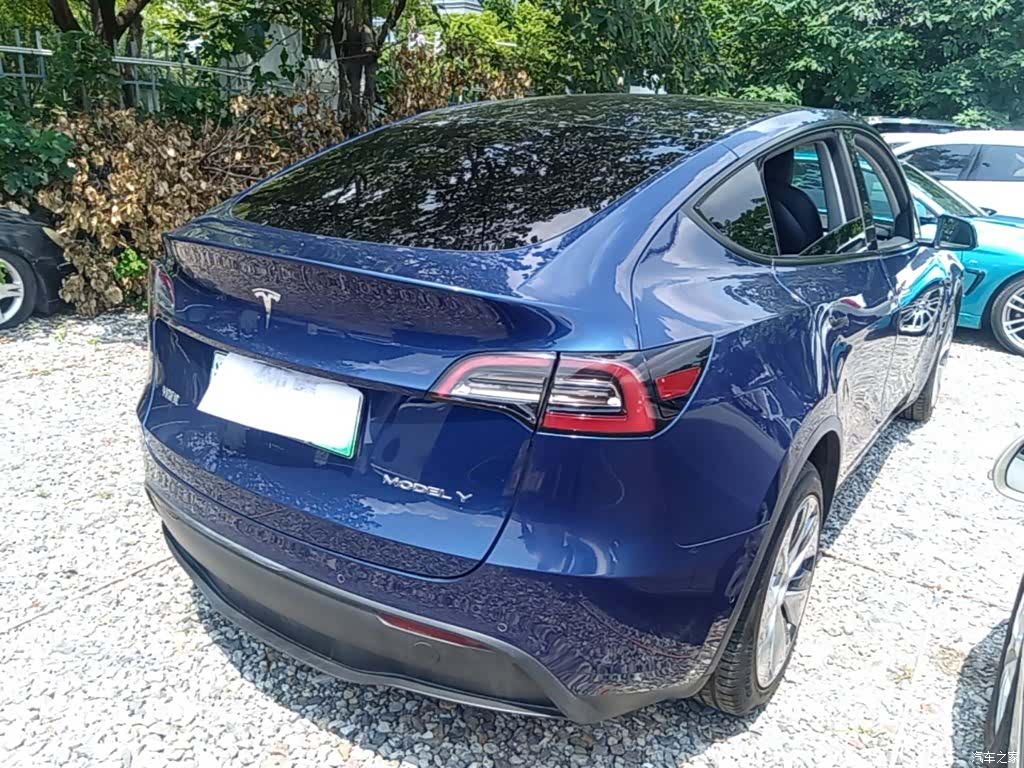 Tesla Model Y, 2021 7