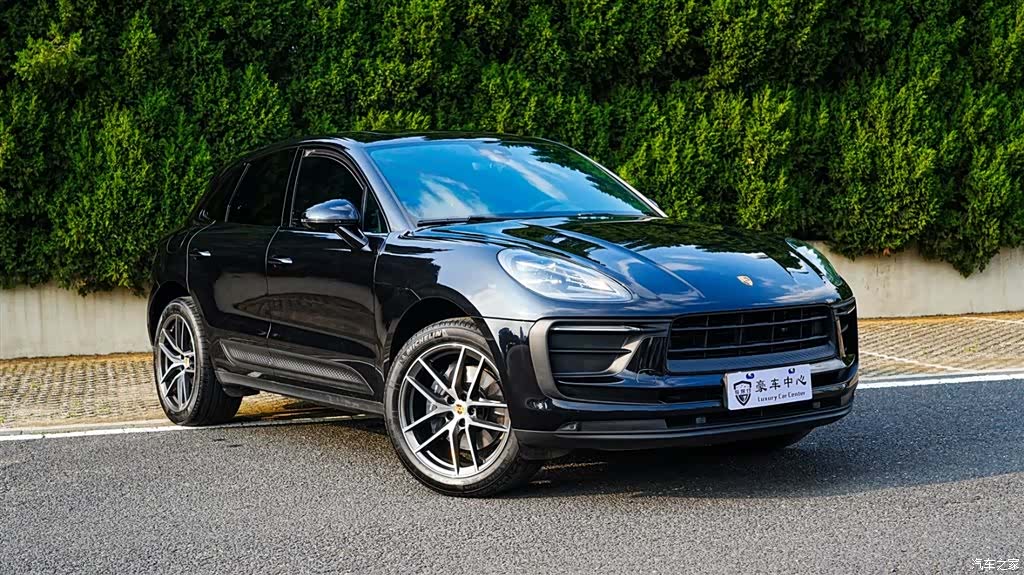 Porsche Macan, 2025 3